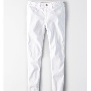 White American Eagle Jeans (4 short)